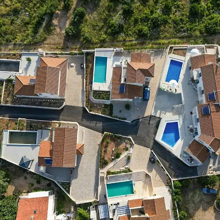 Amazing In With House A Panoramic View Holiday home *