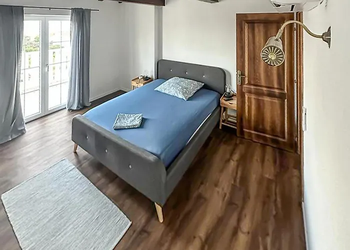 בית נופש 3 Bedroom Amazing In *