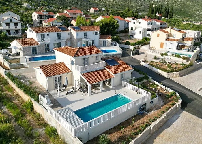 3 Bedroom Amazing In *